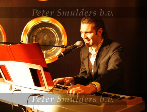 Eindhoven, 7 December 2007
Bas Muijs achter de piano