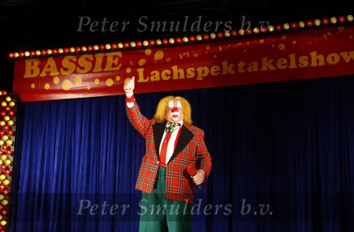 Volendam 8 februari 2009
Optreden Bassie , Bas v Toor in Volendam met lachen en spektakelshow.
Peter Smulders bv