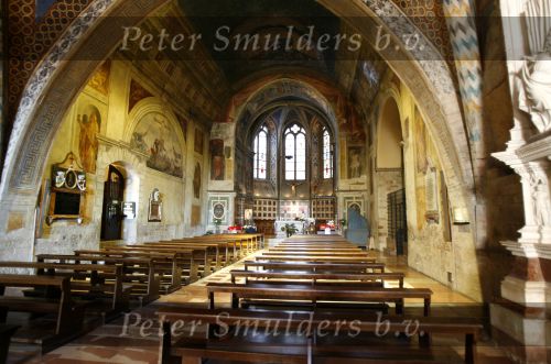 Assisi (Italie ) Bij Perugia
Stadsgezichten, Monumentale Panden, oude culturen en de Basiliek van Sint Franciscus ( waar St. Franciscus begraven ligt ) Historiche panden