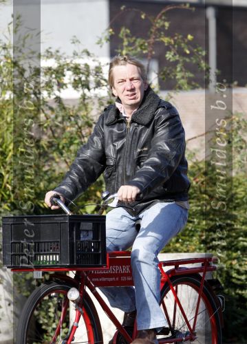 Amsterdam 13 oktober 2007
Bavo Galema op de fiets.