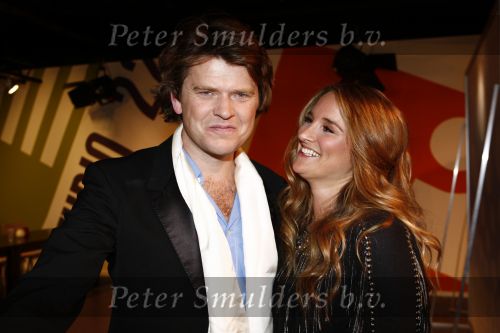 Hilversum 9 mei 2009
Beau v Erven Dorens en Lieke v Lexmond bij rtl. ze gaan samen dancing with the stars presenteren.
Peter Smulders bv