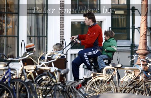 Amsterdam 15 februari 2008
Beau v Erven Dorens met zijn kinderen en vrouw.
Peter Smulders bv