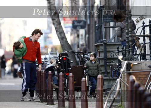 Amsterdam 15 februari 2008
Beau v Erven Dorens met zijn kinderen en vrouw.
Peter Smulders bv