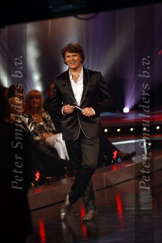 Aalsmeer 15 mei 2009
Dancing with the stars in de studio\'s in Aalsmeer. Beau v Erven Dorens met Lieke v Lexmond dansend
Peter Smulders bv