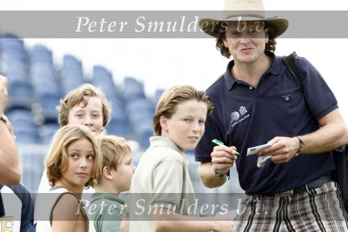 Zandvoort 16 augustus 2008
Beau v Erven Dorens met hoed tijdens golfwedstrijd KLM open op de golfbaan in zandvoort.