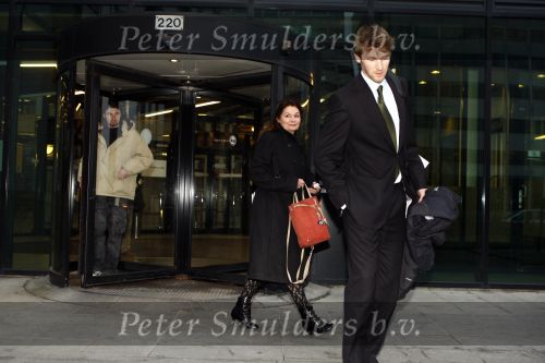 Amsterdam 13 februari 2008 
Rechtzaak van Rob de Nijs en Belinda Meuldijk ivm rattengate. Martijn v d Berg en Thierry Duval waren ook aanwezig alsmede Astrid Collee
Peter Smulders bv