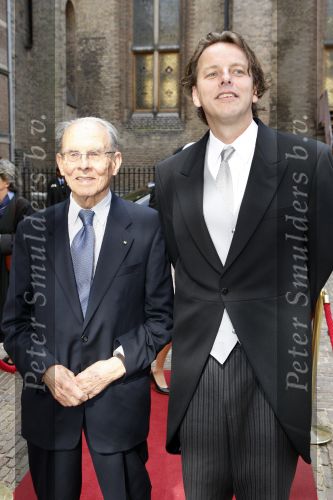 Den Haag 19 september 2007
Prinsjesdag op het binnenhof met de ministers en staatssecretaressen met hoedjes Bert Koenders met vader