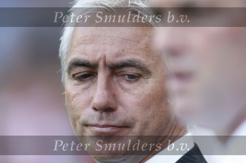 Eindhoven, 23 September 2007 Seizoen 2007/2008 Kompetitewedstrijd PSV-Feyenoord, eindstand 4-0
Feyenoord-trainer Bert v Marwijk