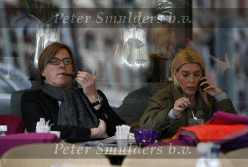 Amsterdam 20 januari 2009
Bert v d Veer met zijn vriendin Judith Osborn op terras.
Peter Smulders bv