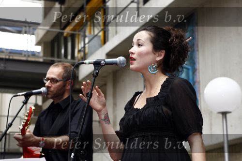 Amsterdam 6 mei 2009
Presentatie cd van Birgit Schuurman en Arthur Umbgrove. Peter Faber praatte alles aan elkaar in het AMC ziekenhuis.
Peter Smulders bv