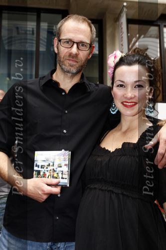 Amsterdam 6 mei 2009
Presentatie cd van Birgit Schuurman en Arthur Umbgrove. Peter Faber praatte alles aan elkaar in het AMC ziekenhuis.
Peter Smulders bv