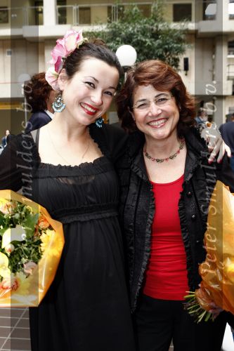 Amsterdam 6 mei 2009
Presentatie cd van Birgit Schuurman en Arthur Umbgrove. Peter Faber praatte alles aan elkaar in het AMC ziekenhuis. Birgit met moeder
Peter Smulders bv