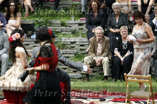 Amsterdam 18 juli 2008
Thijs Romer en Katja Schuurman bij trouwen van Birgit Schuurman en haar man Arne.