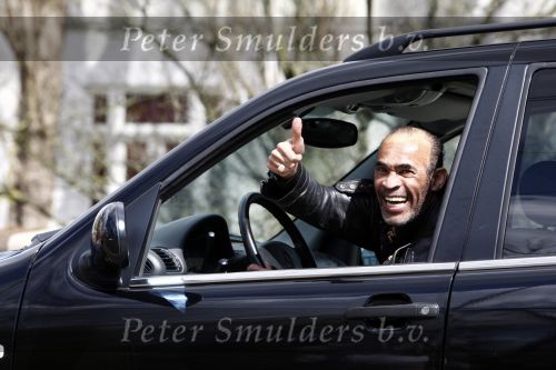 Amsterdam 15 april 2008
Bobby Farell in zijn mercedes jeep in amsterdam
Peter Smulders bv