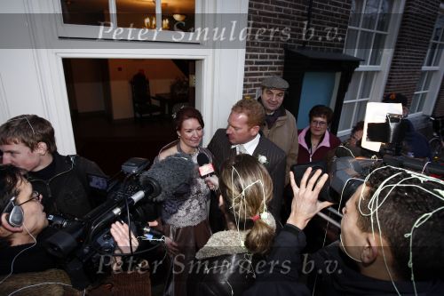 Nijkerk 25 januari 2008
Boer Dirk Jan van boer zoekt vrouw trouwt met Petra in stadhuis van Nijkerk. SBS shownieuws team