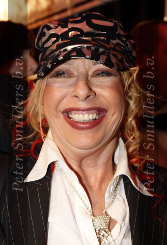 Amsterdam 5 november 2007
Premiere Hans Klok , see you in Vegas in Tuschinski.Bonnie St Claire met man en schoonmoeder