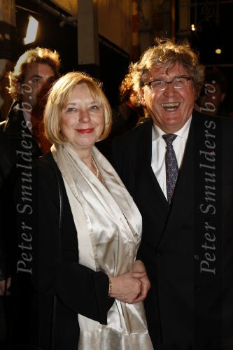 Amsterdam 11 maart 2008
Het boekenbal in de stadsschouwburg van Amsterdam. Bram Peper met vriendin
Peter Smulders bv