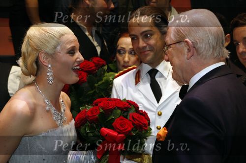 Rotterdam 16 december 2007
Premiere Evita in het nieuwe Luxor met oa Stanley Burleson Brigitte Heitzer en Roberto de GRoot. Andrew Lloyd Webber en Pieter v Vollenhoven zijn daarbij aanwezig.