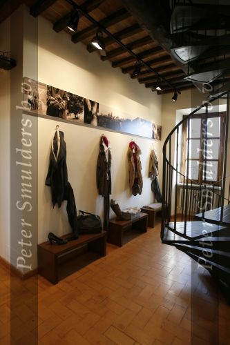 Solomeo (Perugia ) 14 November 2007
Exclusieve Dames & Heren Kledingfabrikant Brunello Cucinelli
Toonaangevend en vooral bekend om zijn schitterende Cashmere materialen