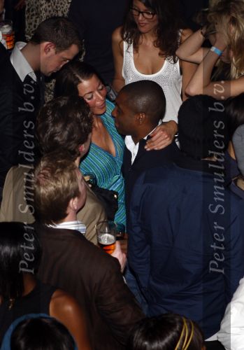 Amsterdam 24 januari 2009
Openingsfeest fashion tv in odeon. 
Bryan Roy met een vriendin