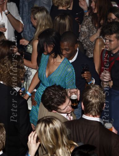 Amsterdam 24 januari 2009
Openingsfeest fashion tv in odeon. 
Bryan Roy met een vriendin