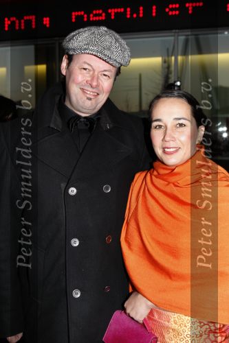 Rotterdam 16 december 2007
premiere Evita in het nieuwe Luxor theater. Carel Kraayenhof met vrouw