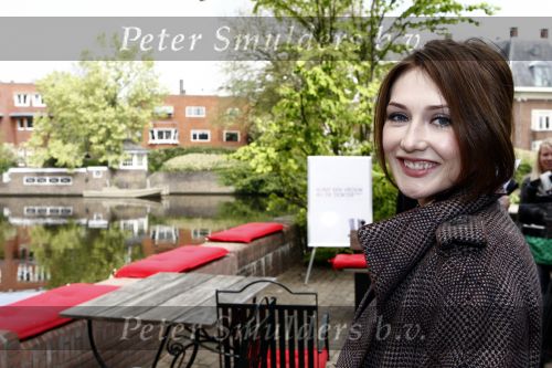 Amsterdam 23 april 2009
Persconferentie ivm de film er komt een vrouw bij de dokter naar het boek van Kluun bij het Hilton. Reinout Oerlemans gaat het regisseren en Anna Drijver Carice v Houten en Barry Atsma gaan de hoofdrollen spelen.
Peter Smulders bv