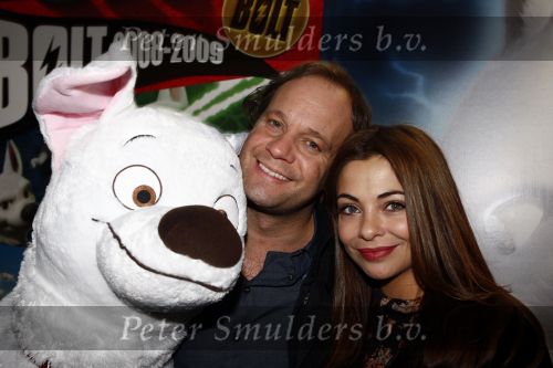 Amsterdam 7 februari 2009
Premiere disneyfilm Bolt in pathe arena. Carlo Boszhard met Georgina Verbaan
Peter Smulders bv