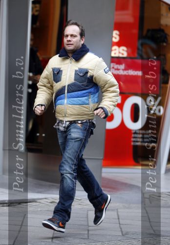 Amsterdam 8 januari 2007
Carlo Boszhard met zijn moeder op de pc hooftstraat aan het winkelen.