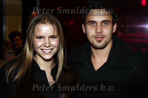 Amstelveen 4 februari 2008
Premiere Volmaakt gelukkig met Rick Engelkes Isa Hoes en Renee  Soutendijk in schouwburg Amstelveen. Caro Lensen met vriend