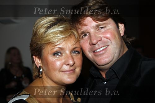 Utrecht 4 november 2007
Premiere Andre v Duin Revue met Ron Brandsteder in Beatrix theater. 
Caroline Tensen met vriend Peter Gallas