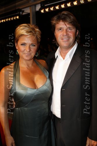 Amsterdam 5 oktober 2007
Premiere Ciske de Rat in Carre.
Caroline Tensen met Peter Gallas