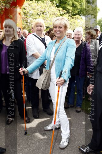 Lisse 9 mei 2009
Caroline Tensen tijdens NCRV loop in de keukenhof. De opbrengst gaat naar orange babies.
Peter Smulders bv
