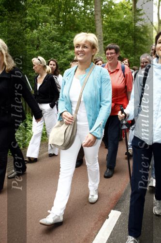 Lisse 9 mei 2009
Caroline Tensen tijdens NCRV loop in de keukenhof. De opbrengst gaat naar orange babies.
Peter Smulders bv