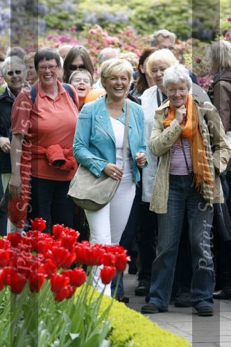 Lisse 9 mei 2009
Caroline Tensen tijdens NCRV loop in de keukenhof. De opbrengst gaat naar orange babies.
Peter Smulders bv