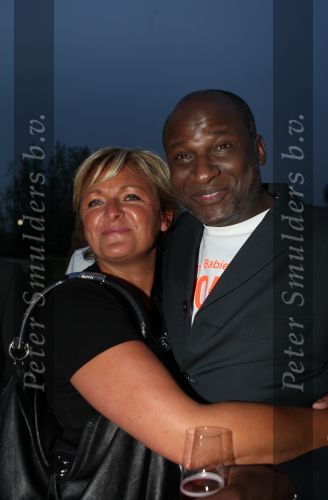 Molenaarsgraaf, 16 Mei 2008 Opening Babywear & Lifestyl LIEF
Caroline Tensen met Peter Gallas en... John v d Herik en Geert Hoes