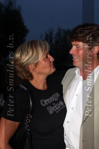 Molenaarsgraaf, 16 Mei 2008 Opening Babywear & Lifestyl LIEF
Caroline Tensen met Peter Gallas