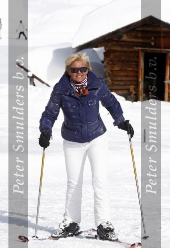 Serfaus 18 februari 2009
Caroline Tensen en haar vriend Peter Gallas op skivakantie,
Peter Smulders bv