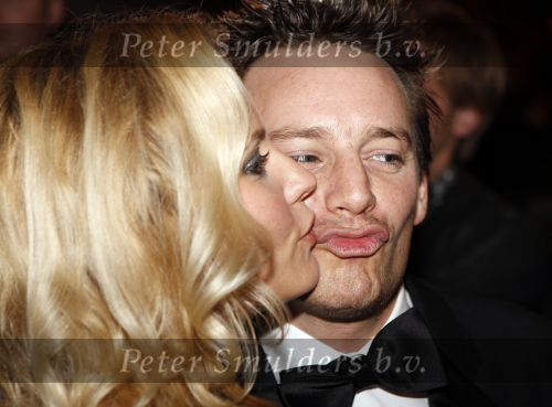 Amstedam 7 oktober 2007
Cas Jansen en Annelieke Bouwens bij de premiere van alles is liefde in Tuschinski.