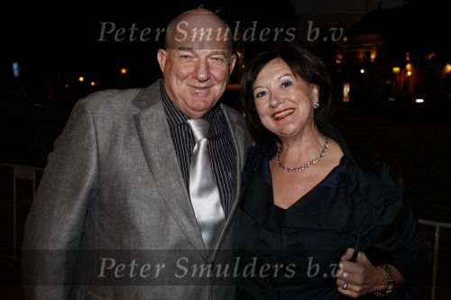 Utrecht 27 september 2008
Premiere Wapen van Geldrop in schouwburg van Utrecht. Thijs Romer is de regisseur. Cas Spijkers met vrouw
Peter Smulders bv