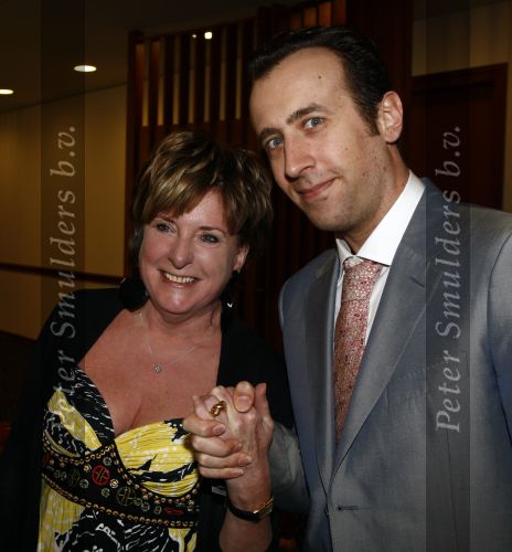 Amsterdam 1 maart 2009
Modeshow Paul Schulten in het Okura hotel. Catherine Keyl met een vriend
Peter Smulders bv