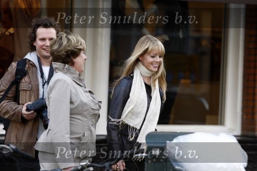 Amsterdam 4 maart 2008
Chantal Janzen en Catherine Keyl aan het shoppen en op terras  op de c ornelis schuytstraat.
Peter Smulders bv