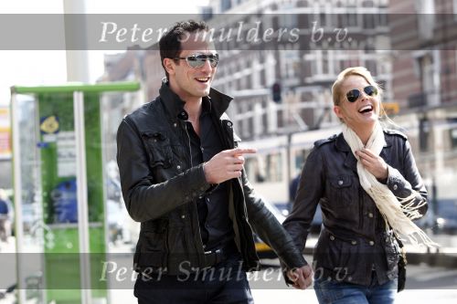 Amsterdam 22 april 2008
Chantal janzen met vind Marco op straat in Amsterdam.
Peter Smulders bv