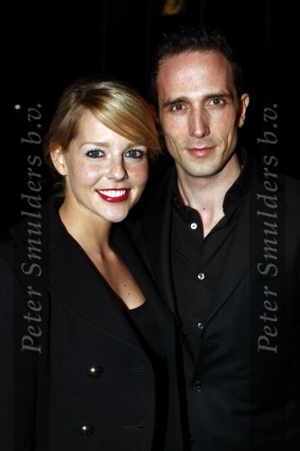 Bussum 25 februari 2008
Premiere Simone Kleinsma in het spant in bussum.   Chantal janzen met vriend Marco
Peter Smulders bv