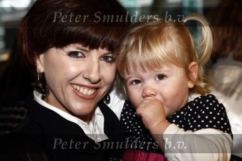 Amsterdam 7 februari 2009
Premiere disneyfilm Bolt in pathe arena. Chazia Mourali met man en dochter
Peter Smulders bv