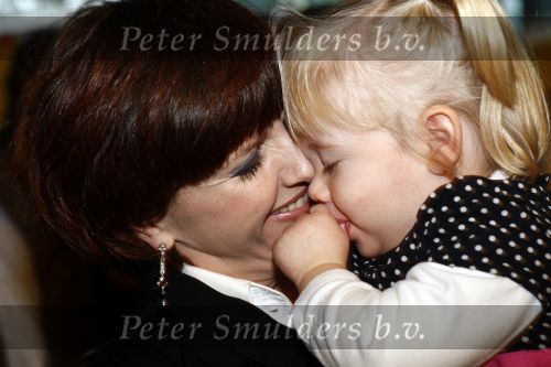 Amsterdam 7 februari 2009
Premiere disneyfilm Bolt in pathe arena. Chazia Mourali met man en dochter
Peter Smulders bv