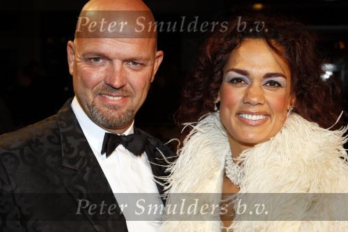 Amsterdam 19 november 2007
Premiere van de scheepsjongens van de bontekoe in tuschinski.  Chimene v Oosterhout met een vriend