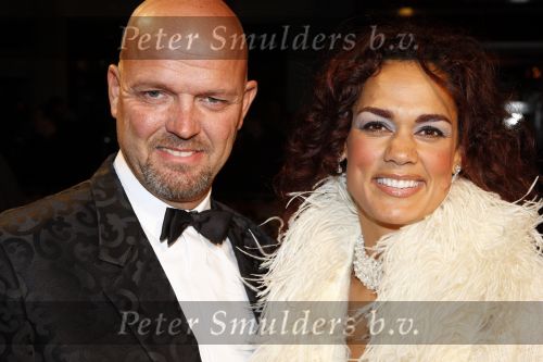 Amsterdam 19 november 2007
Premiere van de scheepsjongens van de bontekoe in tuschinski.  Chimene v Oosterhout met een vriend
