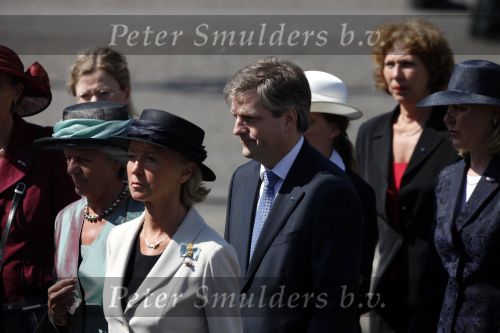 Amsterdam 21 april 2009
Koning Carl Gustav en Koningin Silvia van zweden leggen krans bij monument op de dam. Jan Peter balkenende en burgemeester Job Cohen zijn daar bij aanwezig. Chris Breedveld
Peter Smulders bv