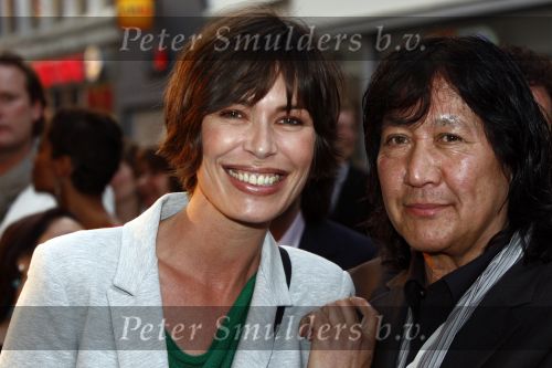 Amsterdam 14 april 2009
Rob Peetoom geeft feestje in Tuschinski. Claude van Heide met ..
Peter Smulders bv